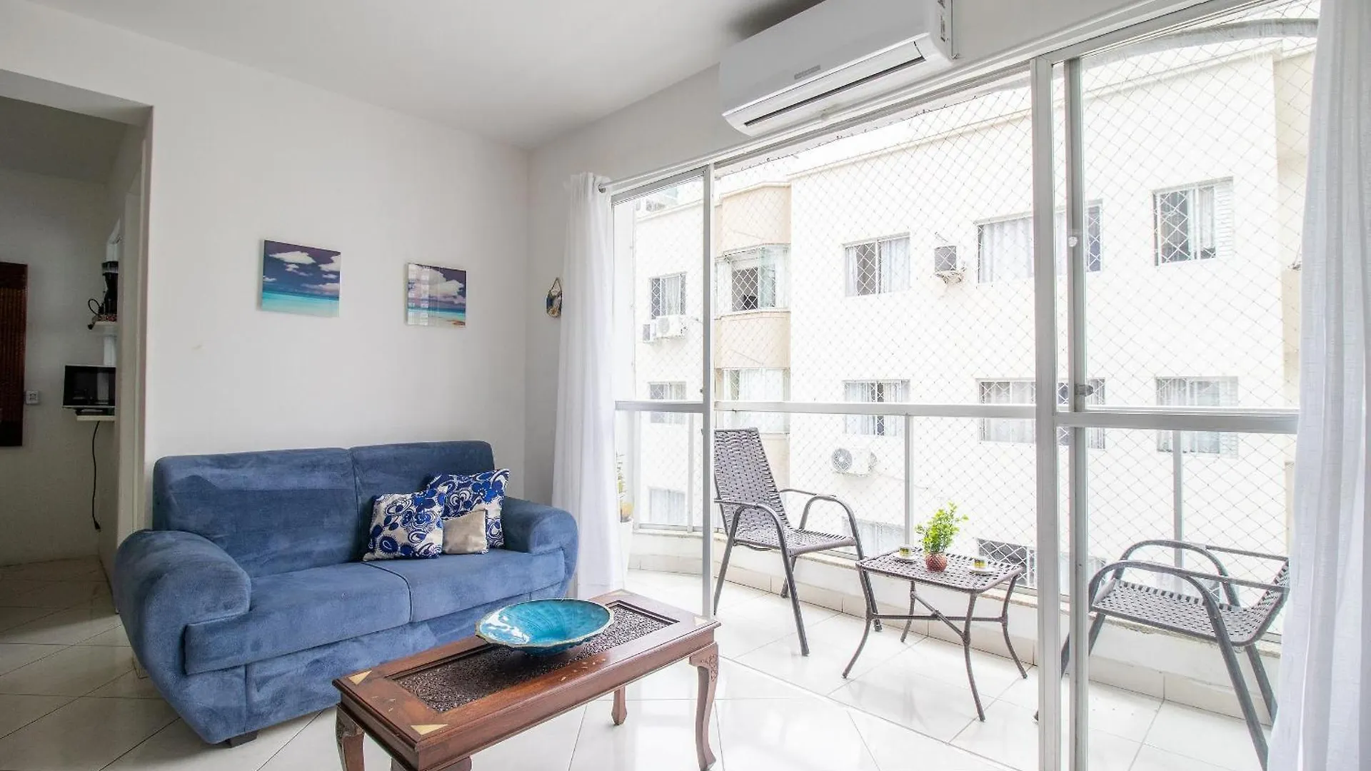 Balneário CamboriúAnc112 - Quadra Mar, 3 Dorm, Sacada, Garagemアパートメント 0*, Balneário Camboriú ブラジル