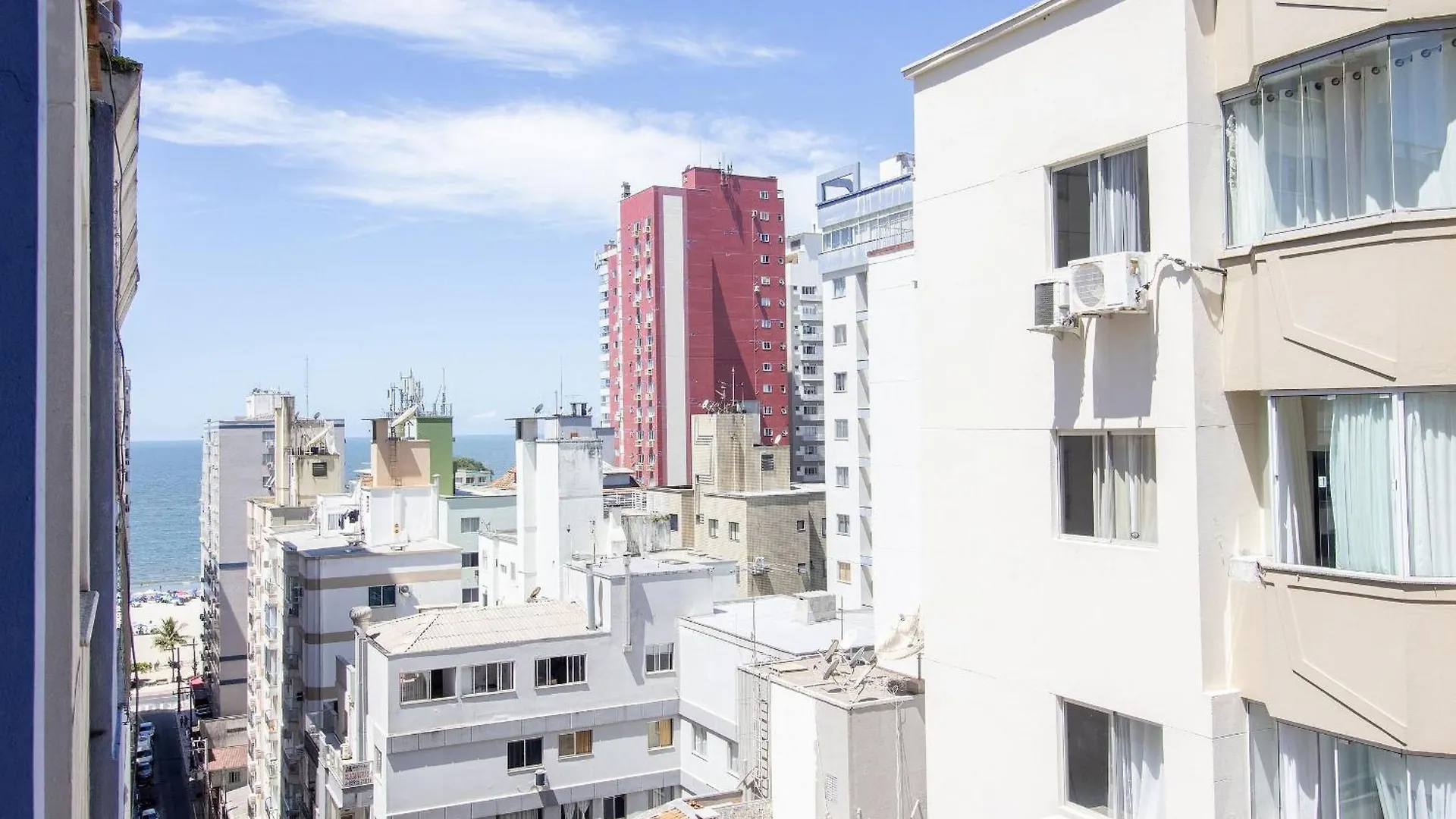 Balneário CamboriúAnc112 - Quadra Mar, 3 Dorm, Sacada, Garagemアパートメント 0*, Balneário Camboriú